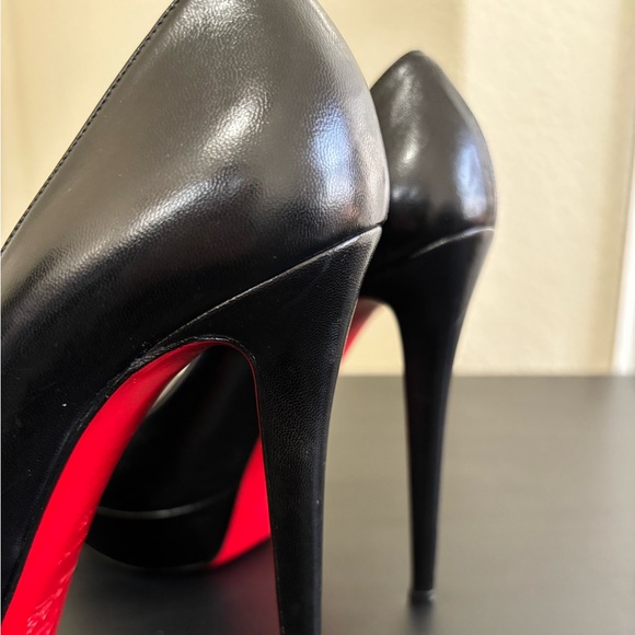 👠 Christian Louboutin Black Leather Platform Pumps main image 1